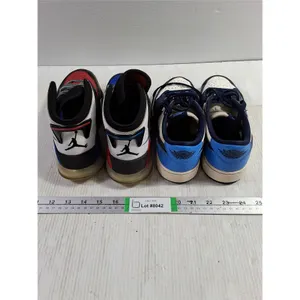 (1) Jordan Mars 270 and (1) Jordan 1 Low Blue Size 7W