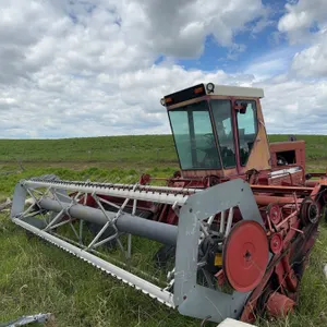 International 4000 Swather