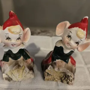 46 - Vintage Pixie salt and pepper shakers.  Made in Japan.?