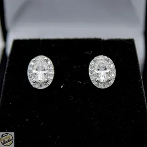 #4517-1.00 CT GRA CERTIFIED OVAL SHAPED