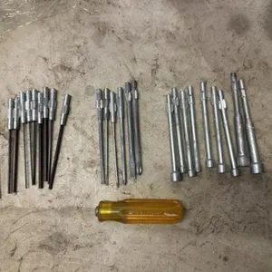 Multi-bit Screw Driver
