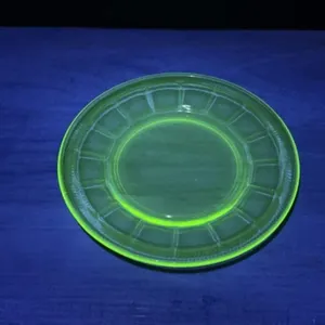 1930�s Block Optic Uranium Glass 6 " Plate