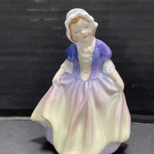 Royal Doulton Figurine - Dinky Do   HN1678