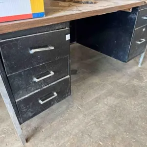 DESK METAL DRAWERS 5'X30"