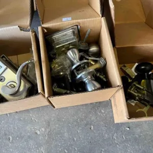 DOOR HANDLES, DOOR LOCKS