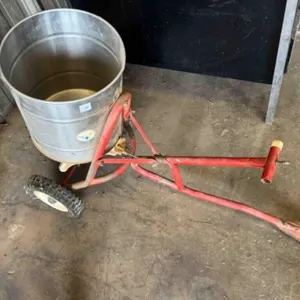 PULL BEHIND FERTILIZER SPREADER, 5 GAL