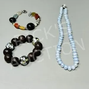 3 pcs beaded jewelry - 2 braclets & necklace
