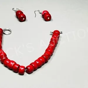 Red Coral bead bracelet & earrings