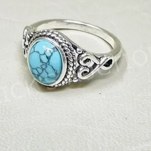 Turquoise & silver ring - size 7