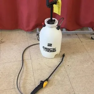 Deck and Home 2 Gal Sprayer