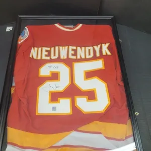 Autographed 1989 Calgary Flames Nieuwendyk Jersey