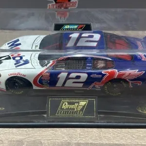 Revell 1:24 Taurus Mobil Jeremy Mayfield�s Die