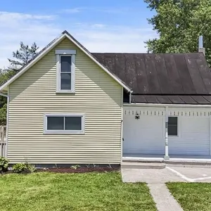 Renovated 3BR Home w/ Barn – Lock Rd, Centerburg School Dist