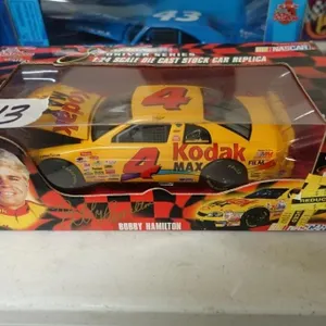 BOBBY HAMILTON