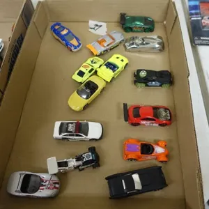 HOT WHEELS