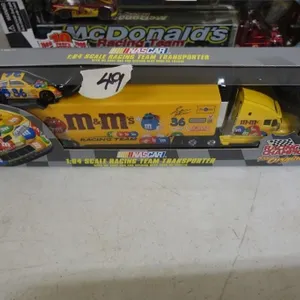 RACING TEAM TRANSPORTER
