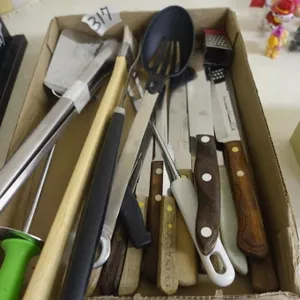 KNIVES & UTENSILS