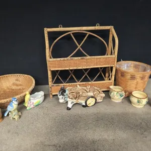 Wicker trinket rack with lovely trinkets included
