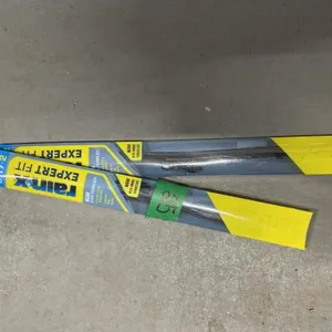 2 WIPER BLADES 1-24" & 1-17"