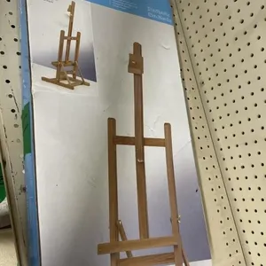 STUDIO EASEL  32" X 11" X 4"