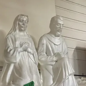 MEDIUM BLOW MOLD NATIVITY SET