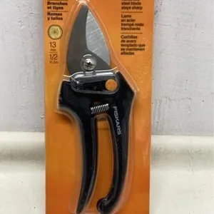 Fiskars pruner new