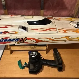 RC gas powered Boat - as is