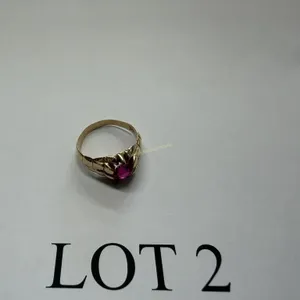 Women's 14kt yellow gold ring