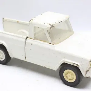 10 inch Pressed Steel Tonka Jeep Pick up truck toy