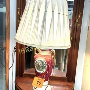 VINTAGE COLONAIL SCENE PARLOR LAMP