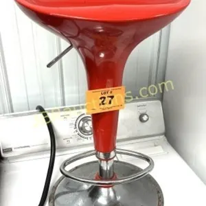HYDRAULIC DECO/RETRO STYLE BARSTOOL