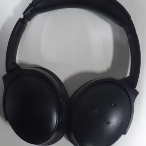 Bose QC Headphones (model unknown)
