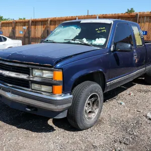 1996  Chevrolet  1500   4WD