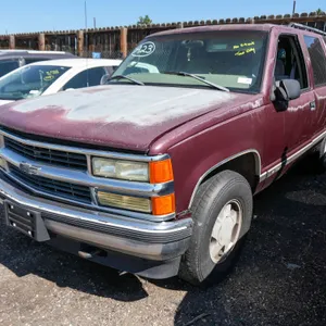 1999  Chevrolet  Tahoe   4WD