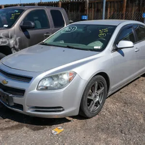 2010  Chevrolet  Malibu LT  FWD