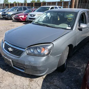 2008  Chevrolet  Malibu LT   FWD