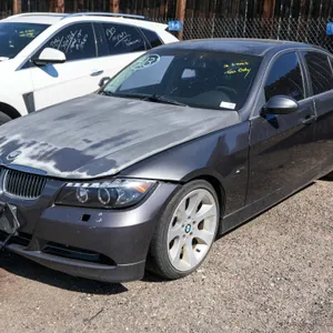 2006  BMW  3 Series 330i  RWD