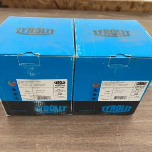 UNUSED 2 boxes (20 total) of Flap discs 80 grit