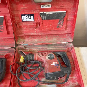 HILTI TE 30 Rotary Hammer Drill w/ Case