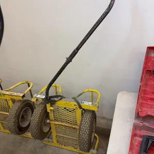 Sumner Cricket Pipe Dolly