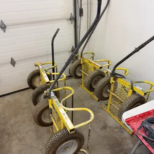 Sumner Cricket Pipe Dolly