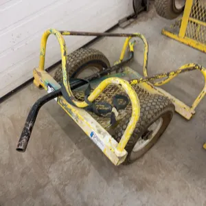 Sumner Cricket Pipe Dolly