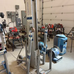 2007 Genie SLC-24 Manual Operated Lift