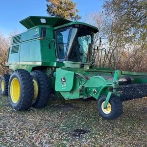 John Deere CTS combine