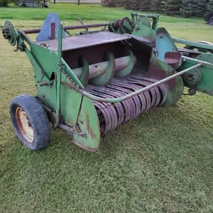 OFFSITE - 14T small square baler. Needs auger chain, and a part on the knotter.