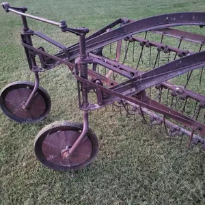 OFFSITE - Antique rake. Working condition.