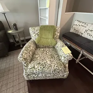 Green Chair and Blanket 2'4" x 3'