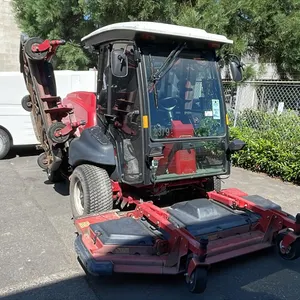 2015 TORO GROUNDSMASTER MOWER, RED, VIN 315000207,