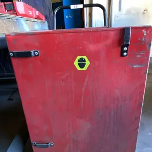 5 DRAWER MOBILE TOOL CABINET WITH ASSORTED CONTENTS