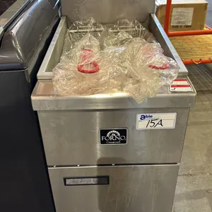 FORNO COMMERCIALE DEEP FRYER WITH 2 FRYER BASKETS